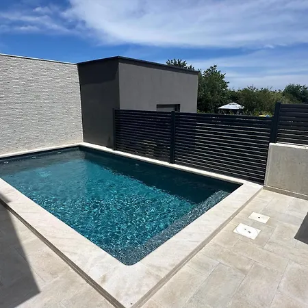 Luxury With Private Pool * Ližnjan