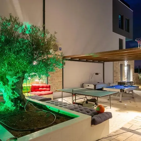 빌라 Luxury With Private Pool