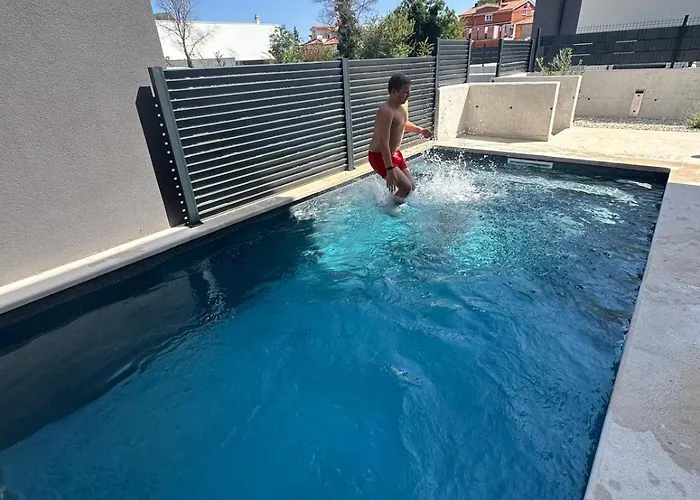 Villa Luxury With Private Pool *
