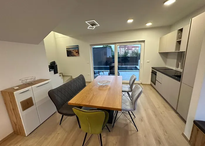 Luxury With Private Pool Willa